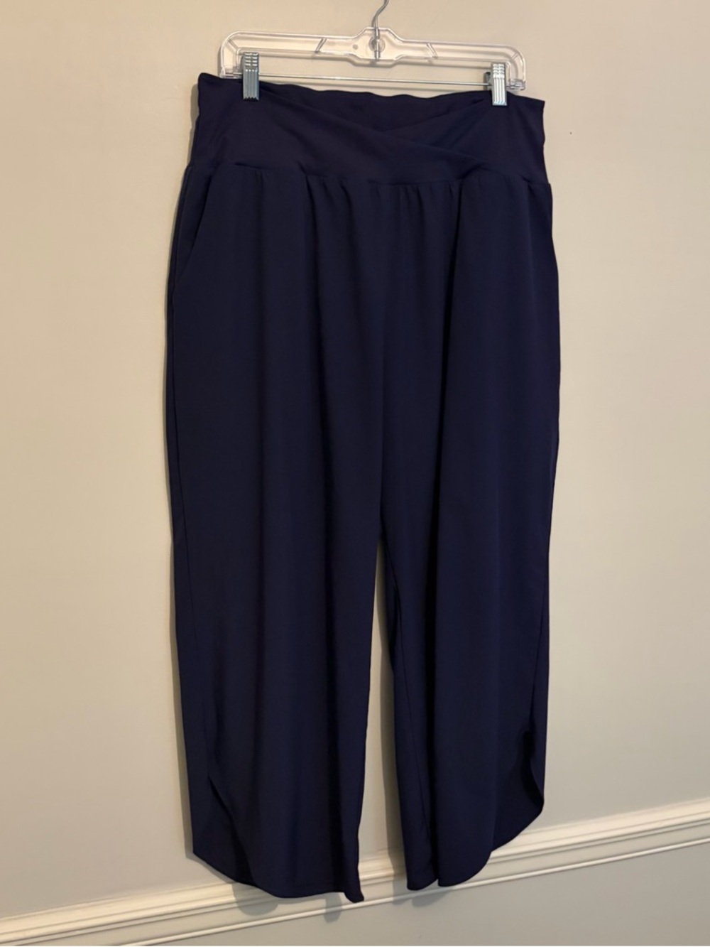 Halara Tulip Hem Lightweight Navy Blue Crop Ankle Pants Sz XL X-Large
